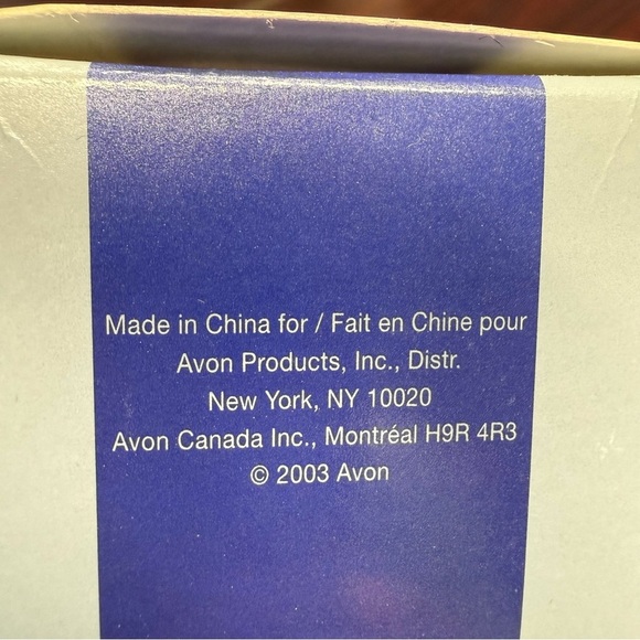 Avon Sterling Silver amethyst colored Pendant Necklace with baguette accents - Picture 4 of 7